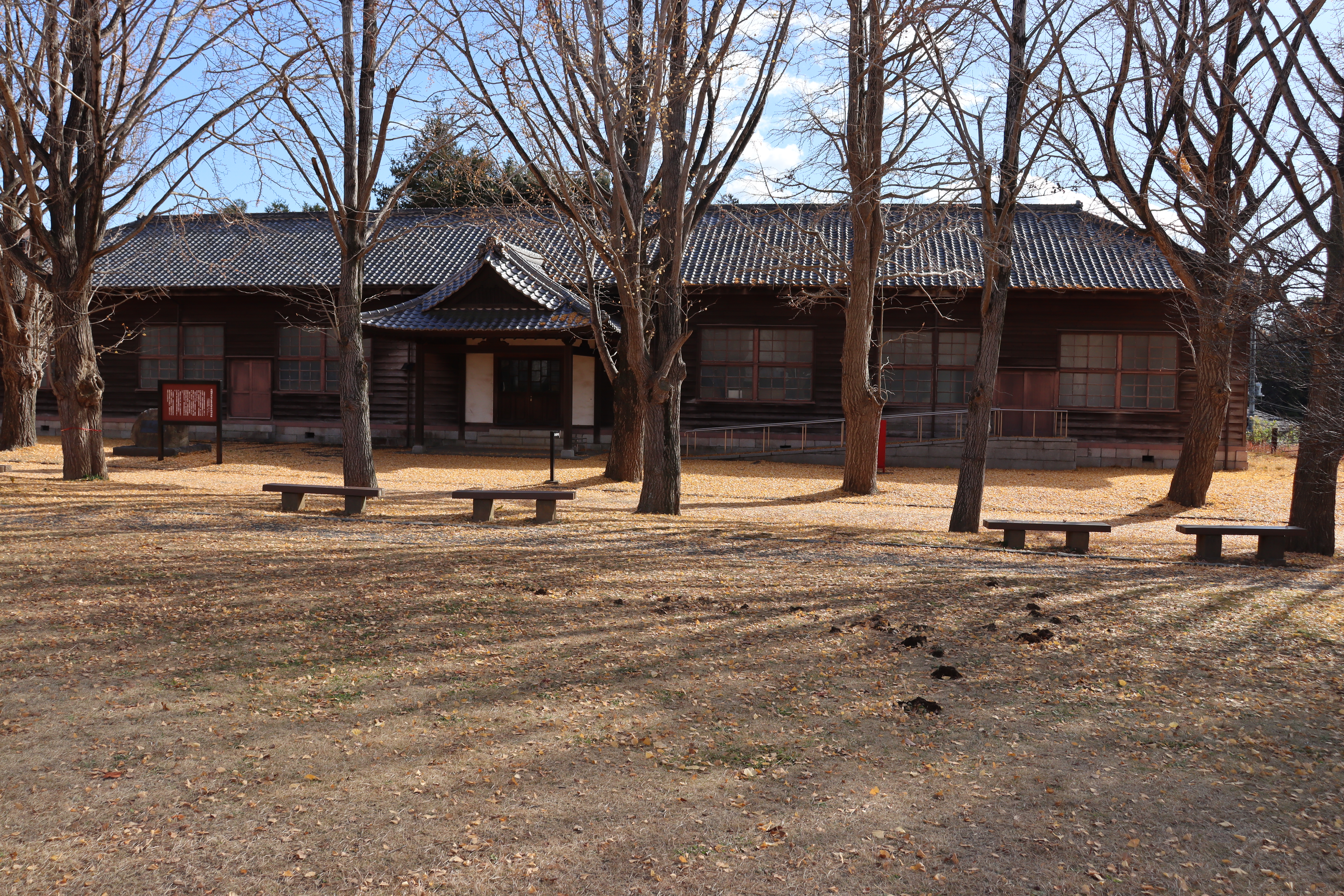 県立水戸農学校の開校を記念して 2025年時点の写真